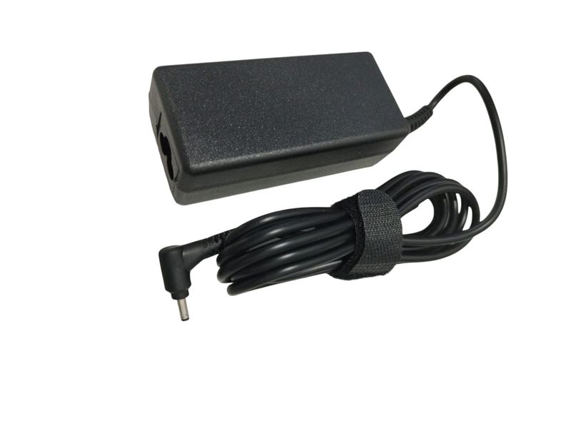 Cargador Samsung NP530 , NP350 NP305 NP 300 Series 19v 2.1A 40W 3.0mm * 1.1mm BA44-00295A