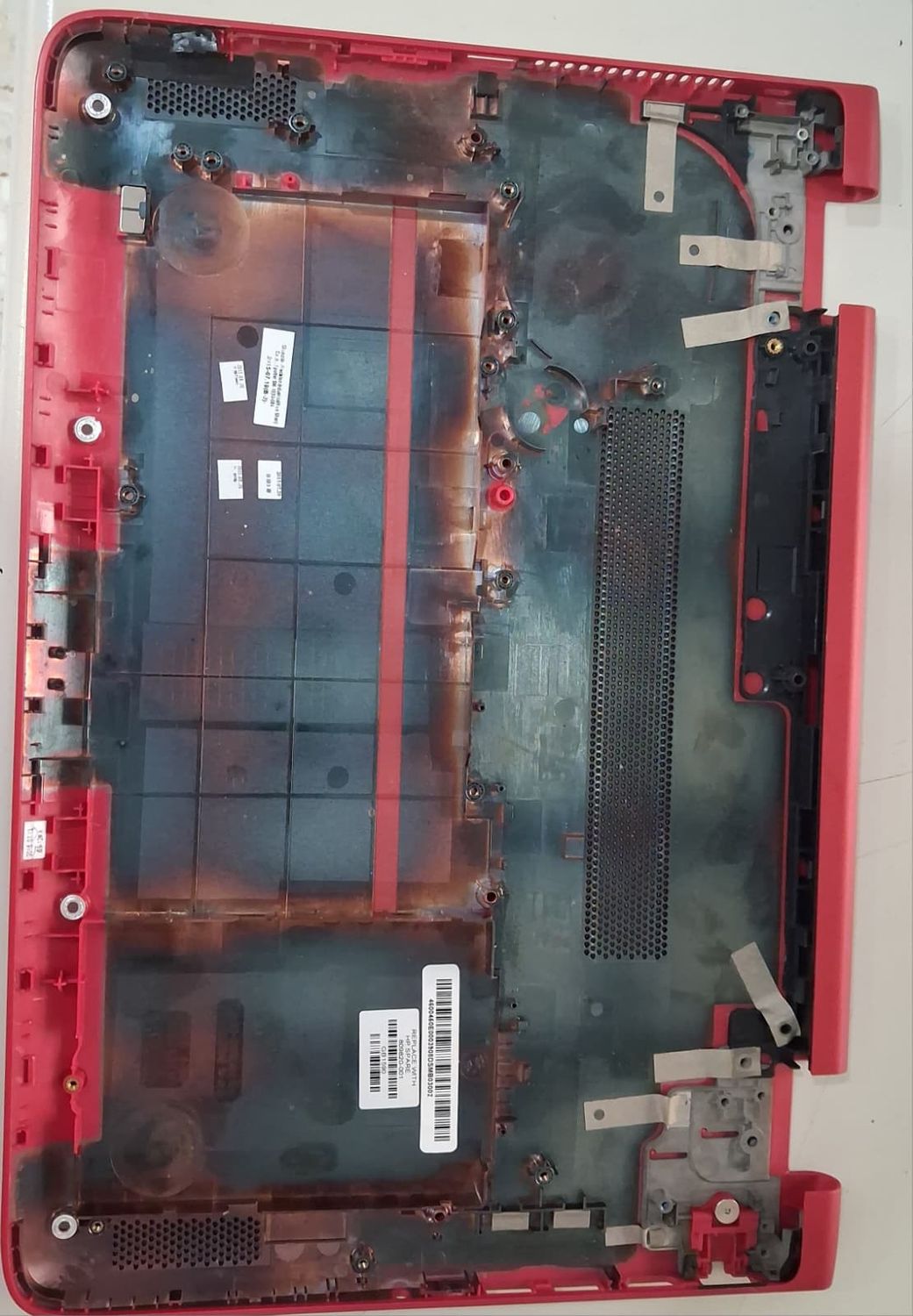 Cover Lower  ( Base Cubierta Inferior ) PAVILION x 360 13-s 13-t  13-S067NR (B)(AC74) 809820-001 460.0450E.0003