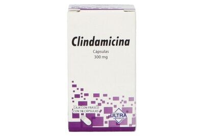 Clindamicina 300mg oral 16 Cápsulas