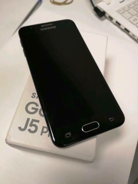 SAUMSUNG J5 PRIME