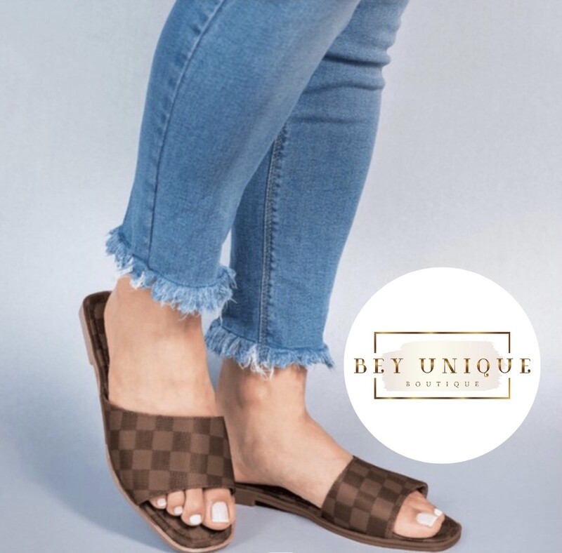 “Kimmy” Sandals
