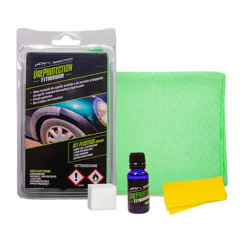 Kit rigenera plastiche VaeProtection Titanium Confezione da 20gr (quantitativo sufficiente per le plastiche di 1-2 auto) Kit rigenera plastiche VaeProtection Titanium Confezione da 20gr (quantitativo sufficiente per le plastiche di 1-2 auto)