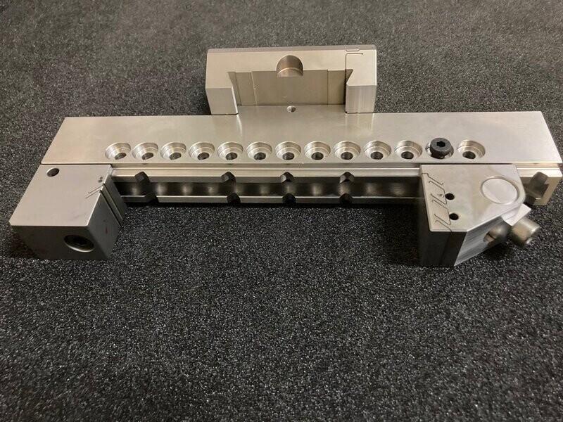 Drahterosion Schraubstock 0-175mm mit Adapter zur Höhenverstellung -Made in EU- Drahterosion Schraubstock 0-175mm mit Adapter zur Höhenverstellung -Made in EU-