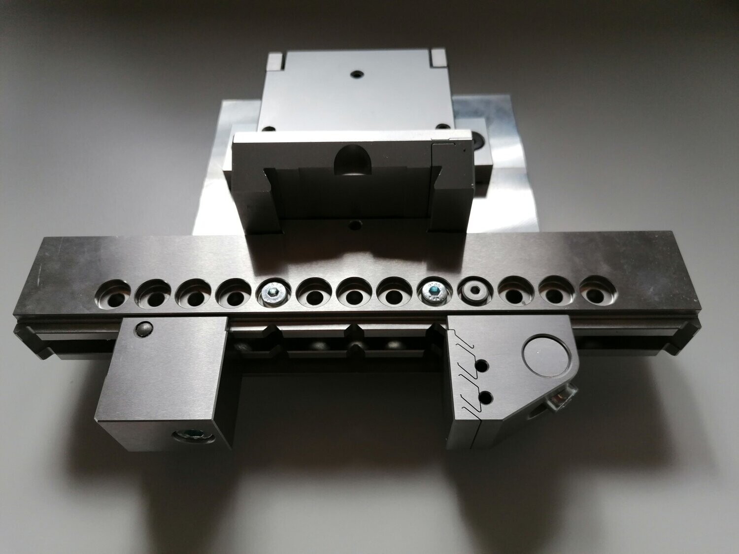 Drahterosion Pendelkopf  mit Schraubstock 0-175mm -Made in EU-