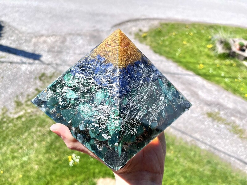 Pyramide "Eigenreflexion" Einzelstück