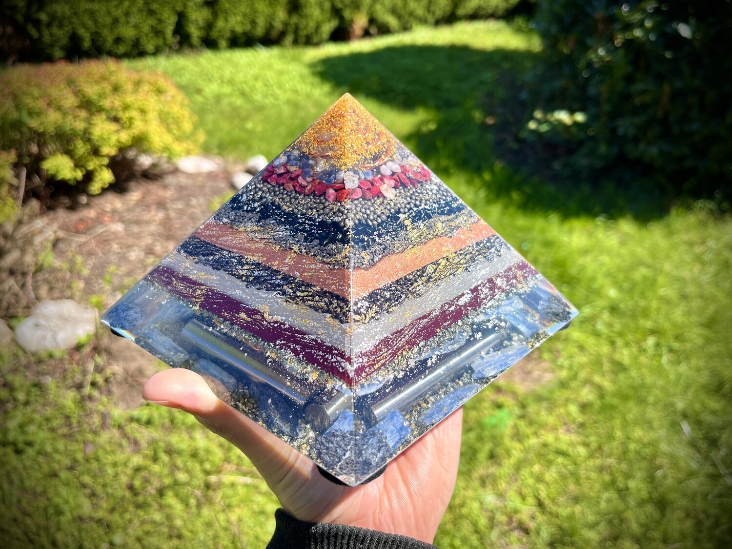 Pyramide "Lebensfreude" Sphärisch