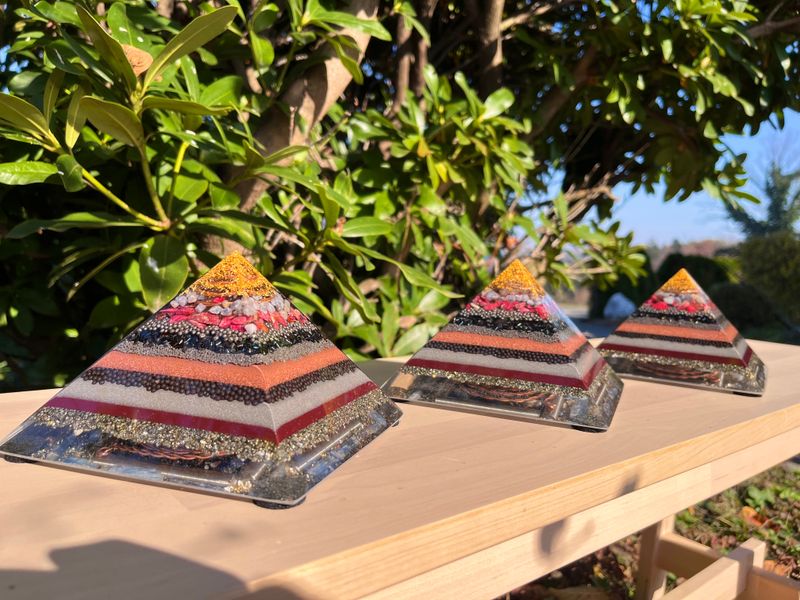 Pyramide "Lebensfreude" Clean