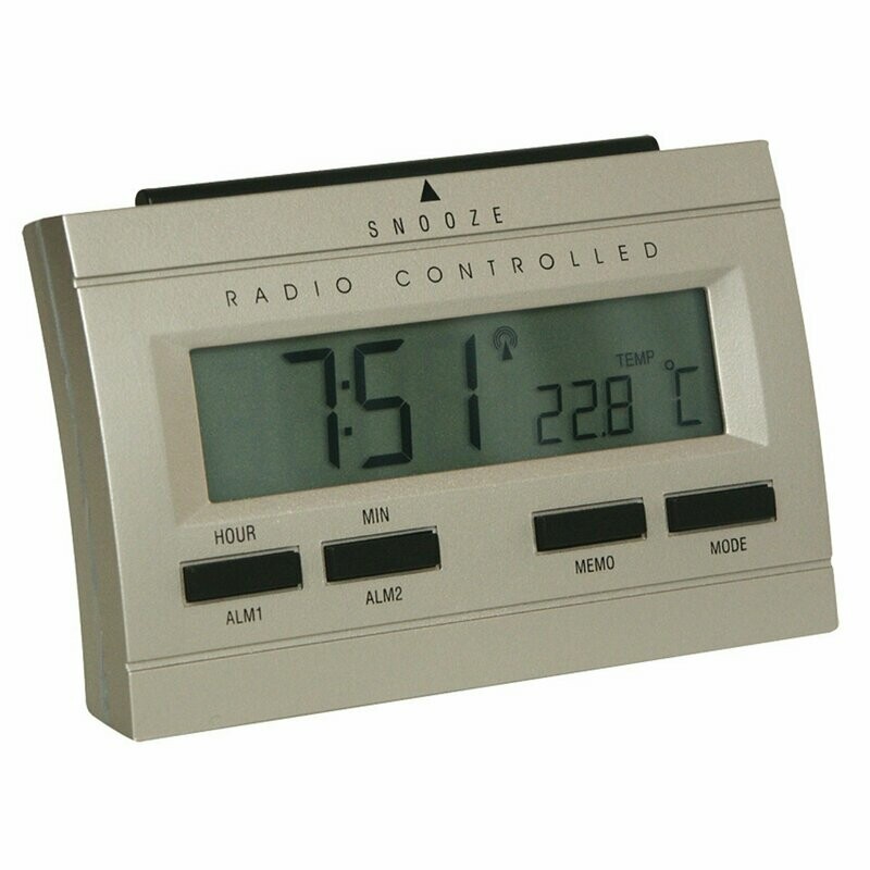 Wecker mit Funkuhrwerk silber TechnoTrade Collection Wecker mit Funkuhrwerk silber TechnoTrade Collection