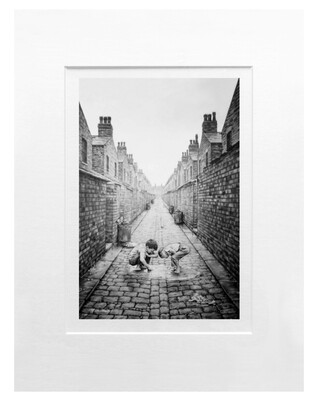 Ain't no fish in 'ere! Signed Limited Edition Print