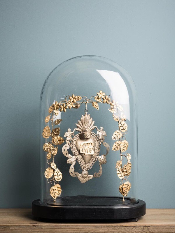 Cloche Globe Ex Voto Coeur Sacré Guirlande