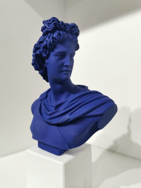 Apollo Buste col Bleu électrique