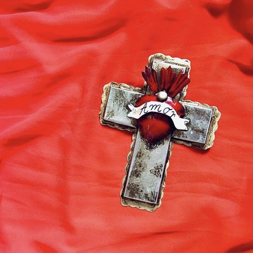 Croix Ex Voto Coeur sacré AMOR Rouge/Argent