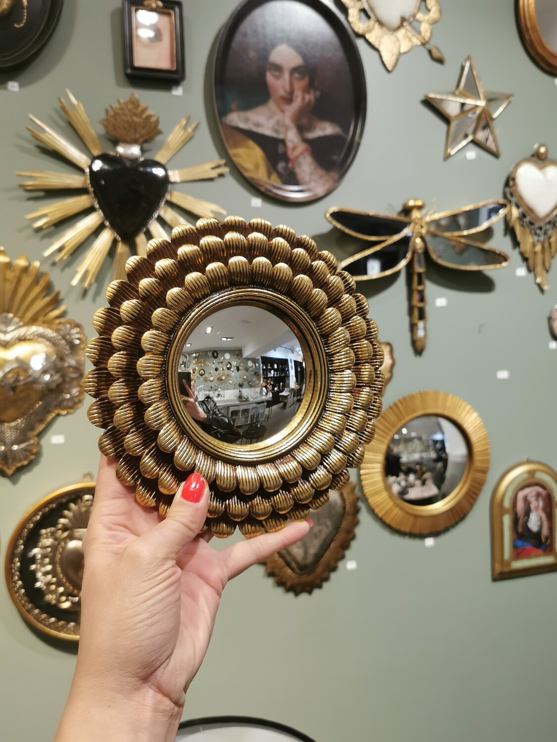 Miroir de Sorciere Convexe Coquillage Doré