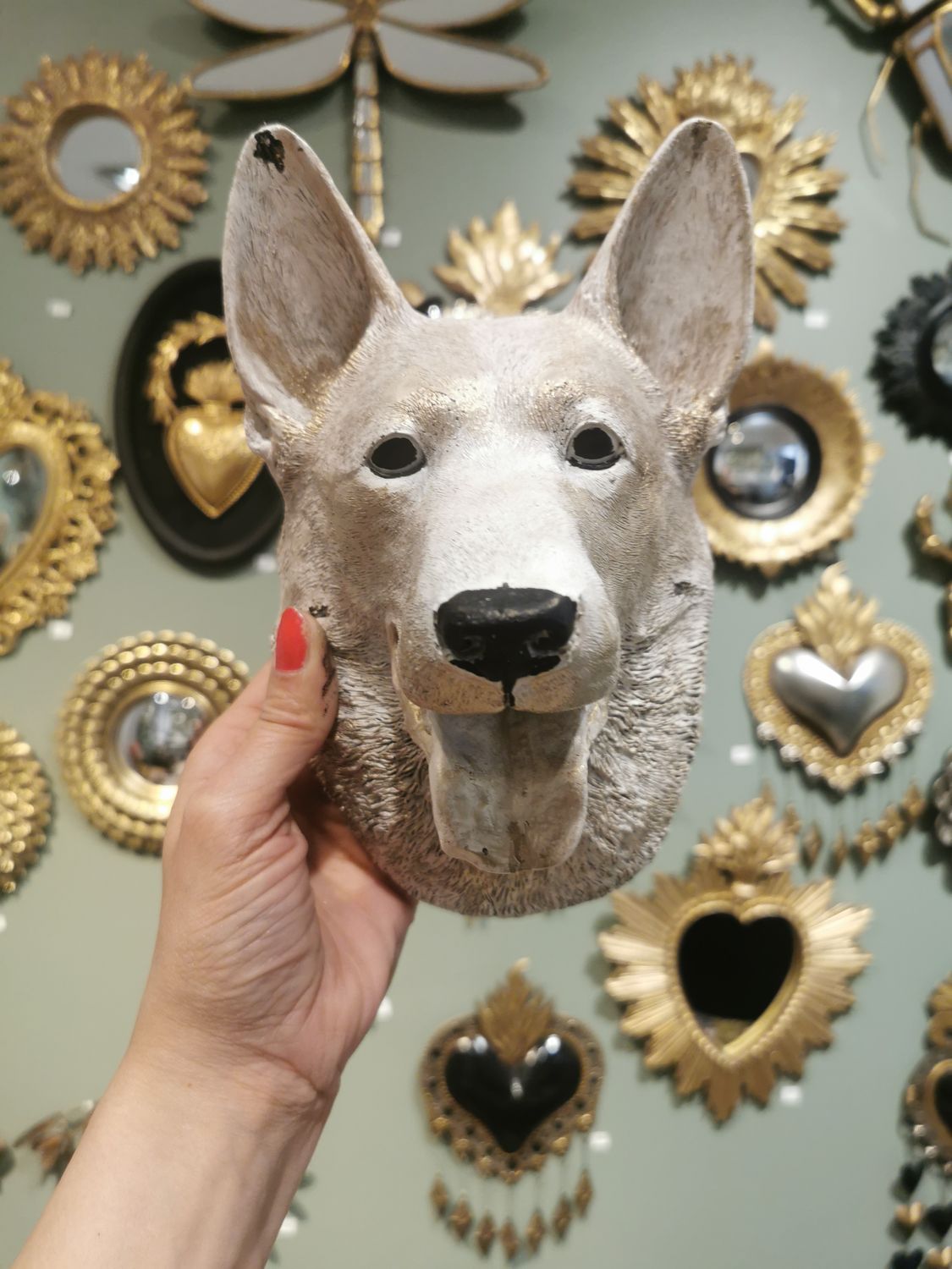 Tete de Chien Decoration Murale Blanc Or et Noir