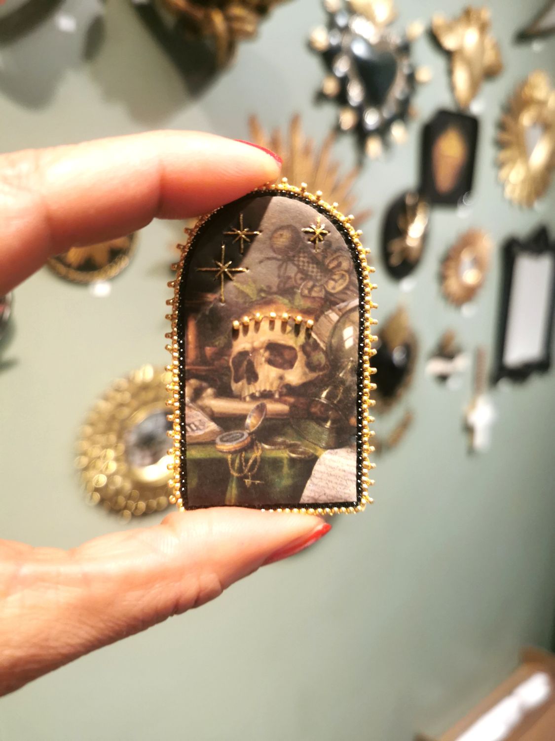 Broche Memento Mori