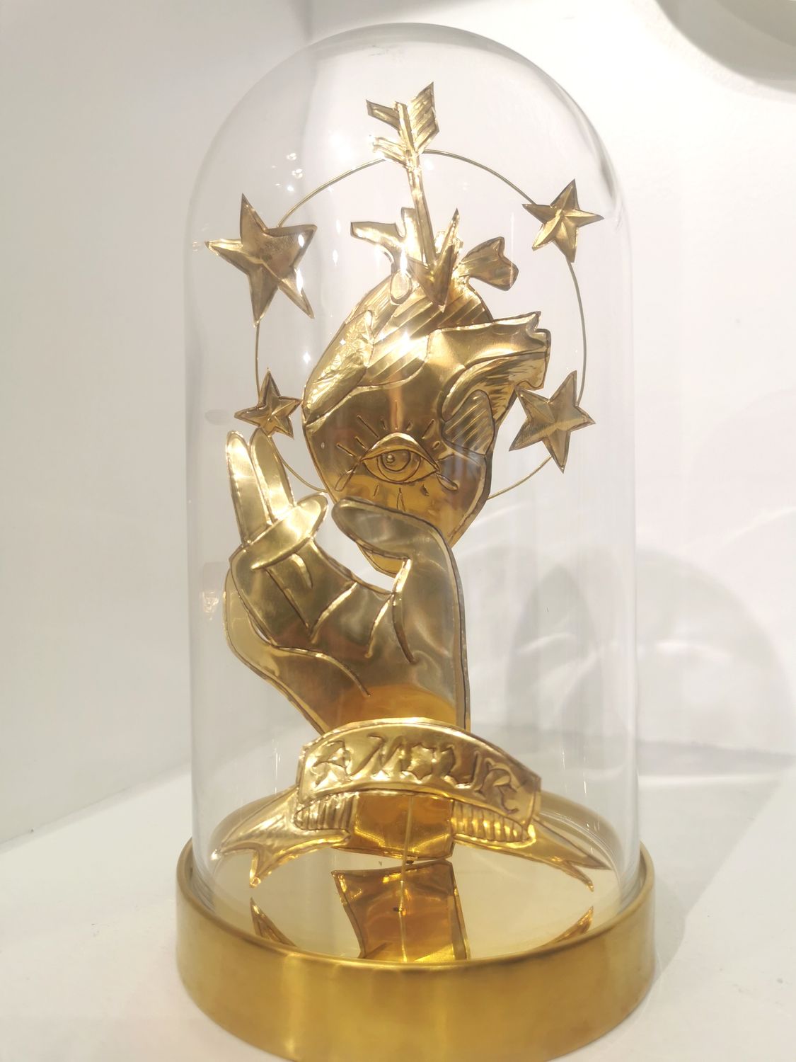 Cloche Globe M Coeur Sacré en Offrande
