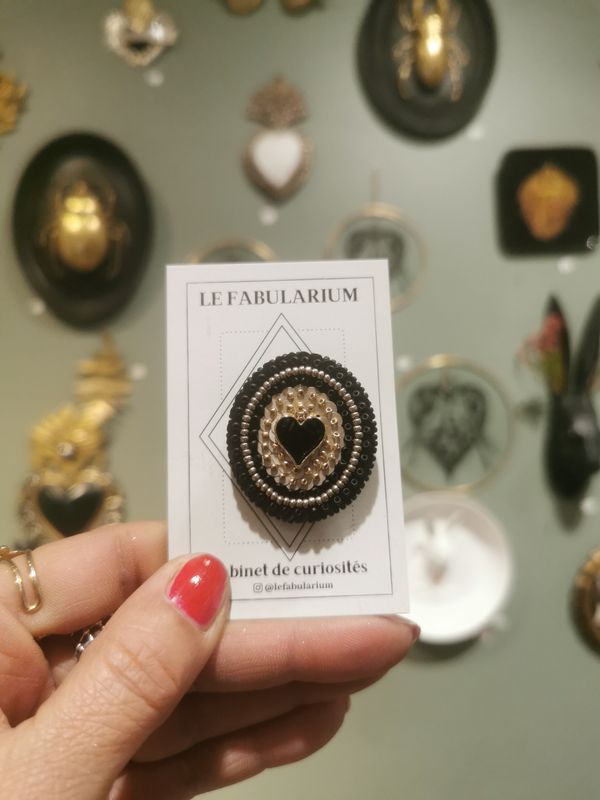 Broche Coeur Noir