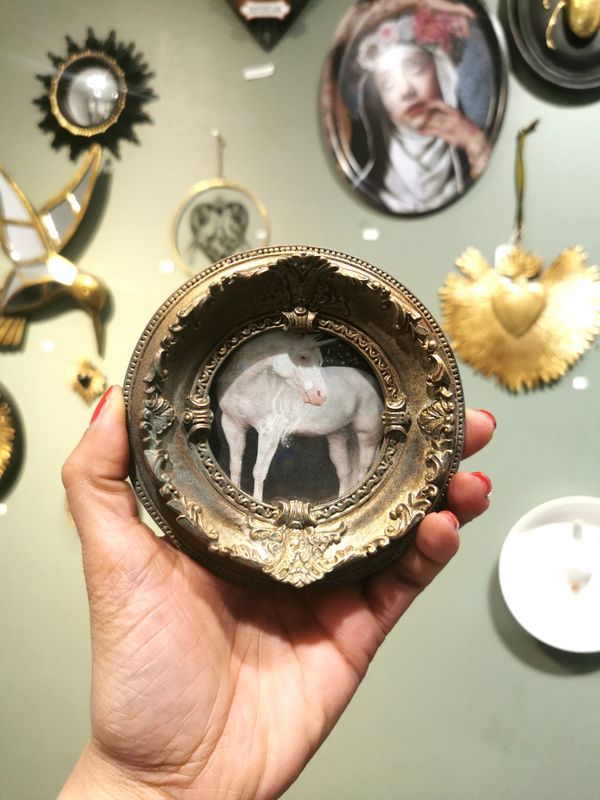 Petit Cadre Rond Licorne Or Sauge