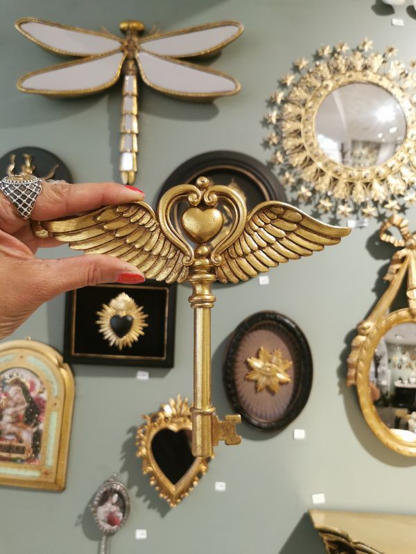 Cle avec des Ailes Love Deco Murale
