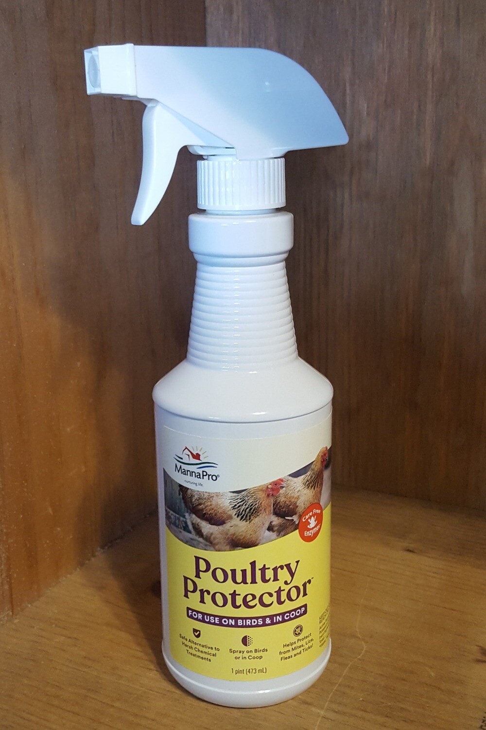 Manna Pro Poultry Protector Insect Spray, 16 oz. Manna Pro Poultry Protector Insect Spray, 16 oz.