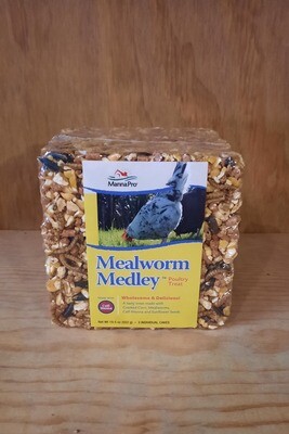 Mealworm Medley Poultry Treat - Manna Pro