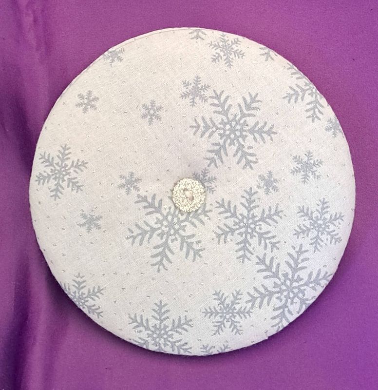 Playing card holder - Christmas theme - Silver on white