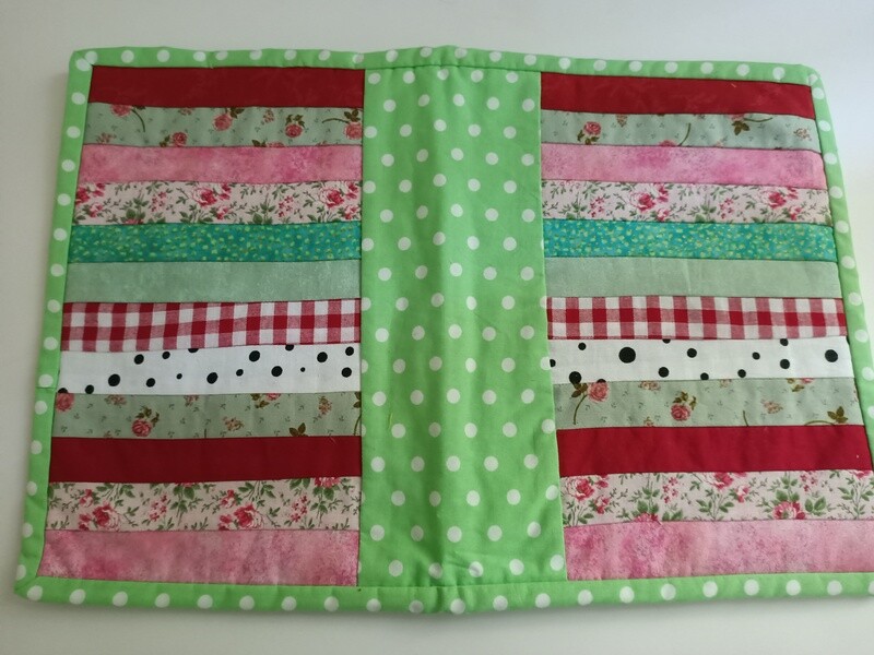 Practical and Stylish Placemat / Hot Pot Mat, material (ref # 32)