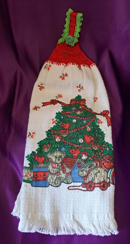 Hanging hand towel - Christmas tree theme