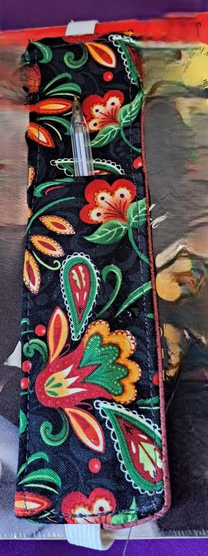 Book mark / pen holder - Floral - dark