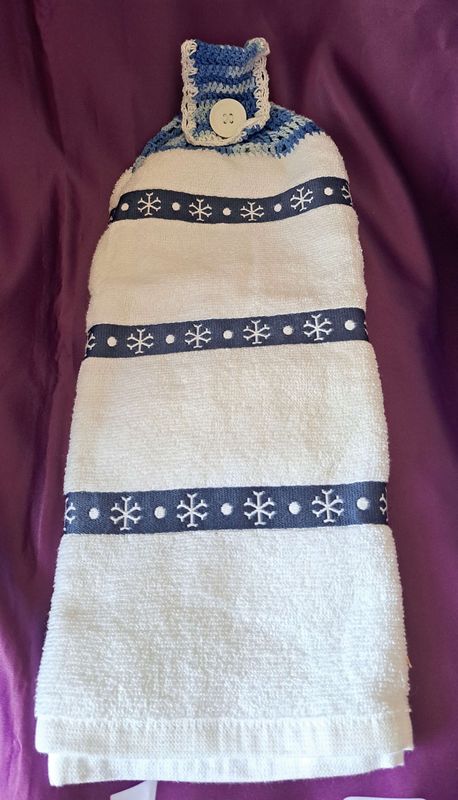 Hanging hand towel - Christmas theme with blue trim