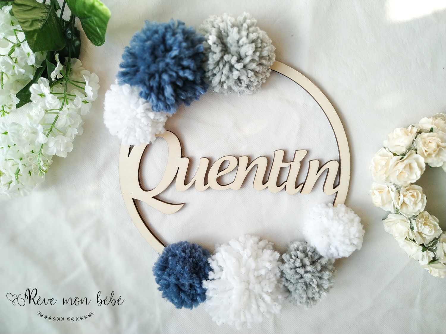 Couronne pompons "Quentin" Couronne pompons "Quentin"