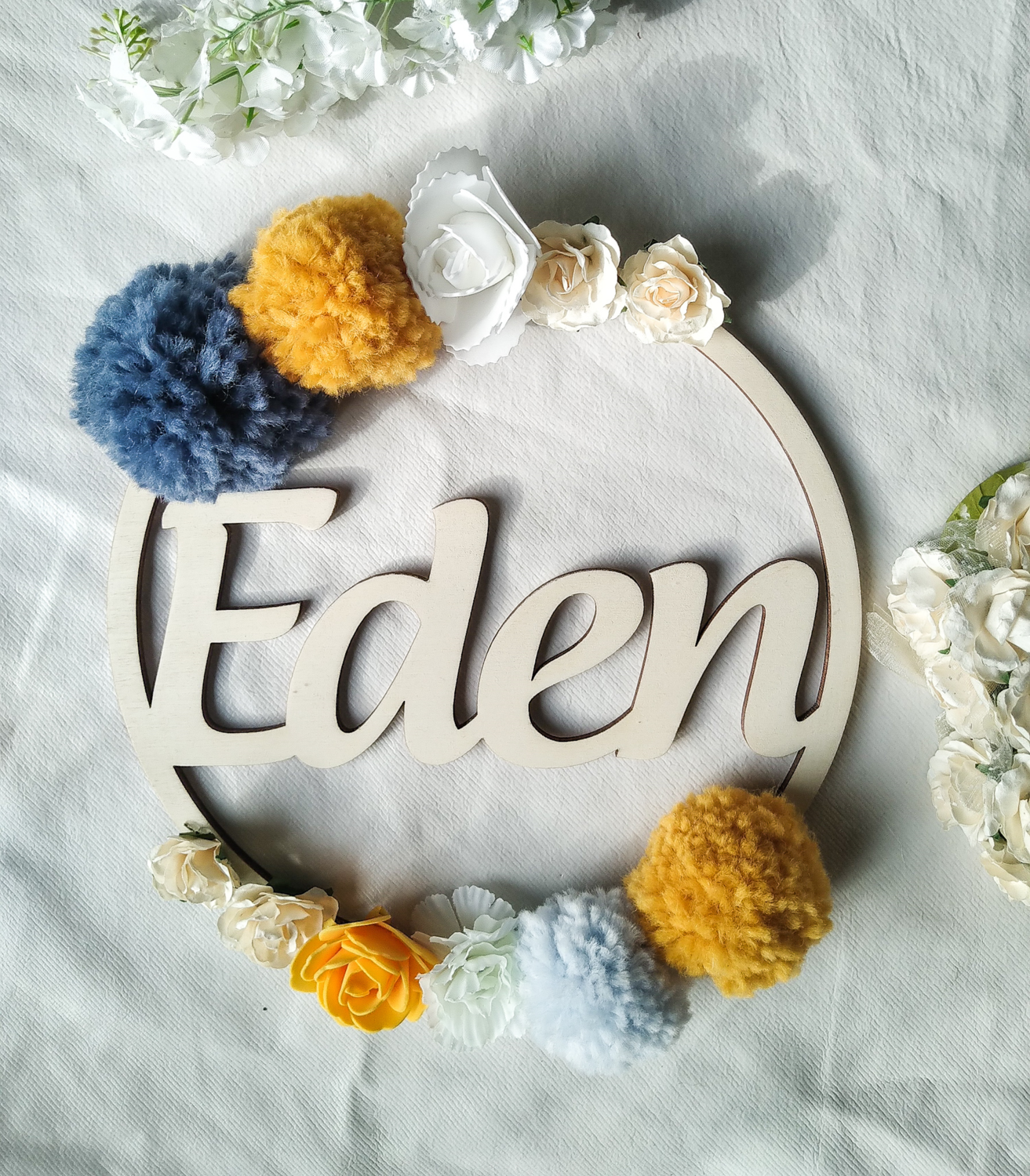 Couronne pompons/fleurs "Eden"