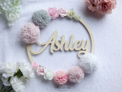 Couronne pompons/fleurs "Ashley"