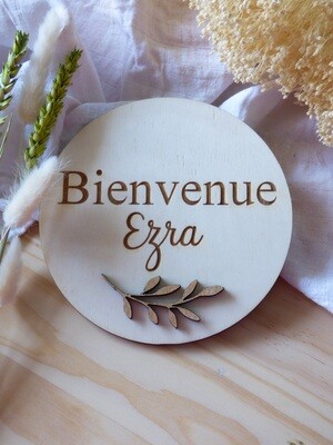Médaillon "Bienvenue"& prénom Médaillon "Bienvenue"& prénom