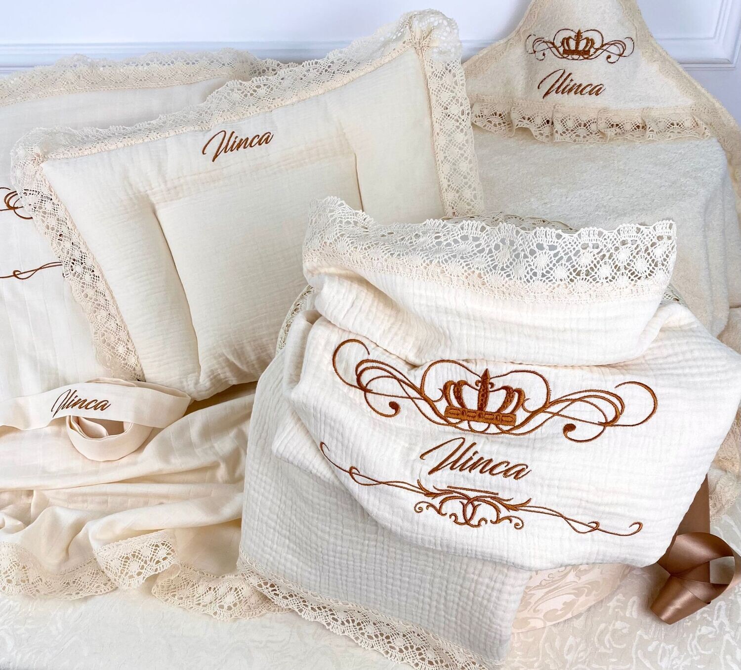 Trusou Botez Personalizat Ilinca - Set Biserica