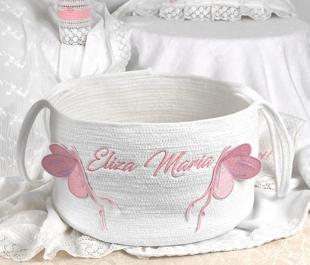 Trusou Botez Personalizat Fluturi lila - Set Biserica