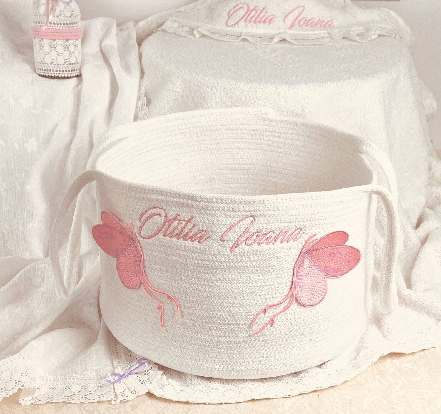 Trusou Botez Muselina Fluturi Lila - Set Biserica Personalizat