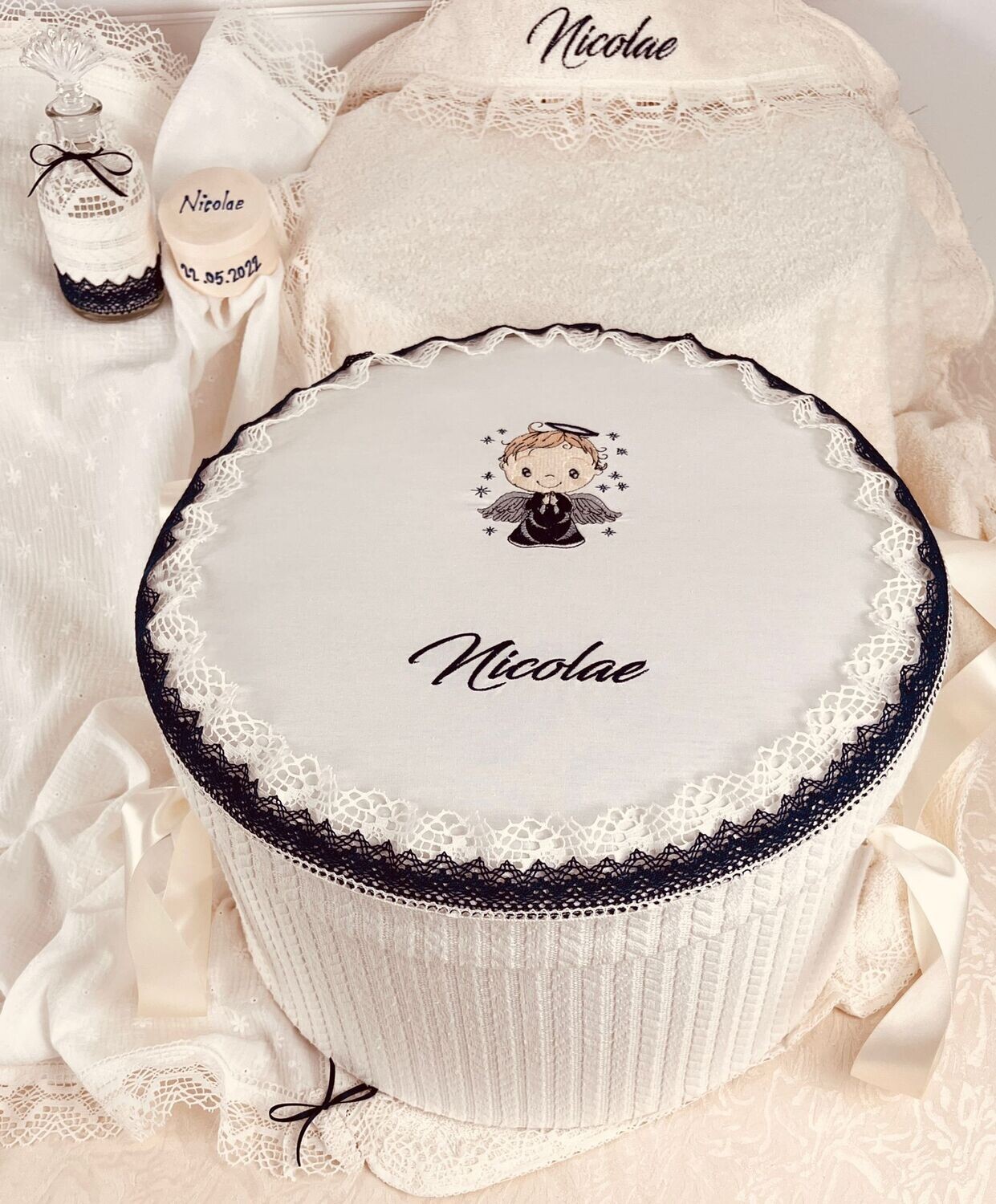 Trusou Botez Personalizat Muslin Nicolae - Set Biserica