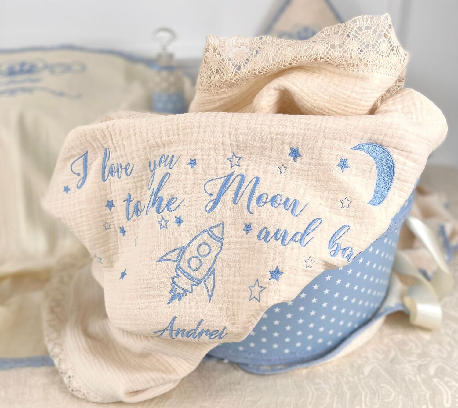 Trusou Botez Personalizat Muslin Andrei 2 - Set Biserica