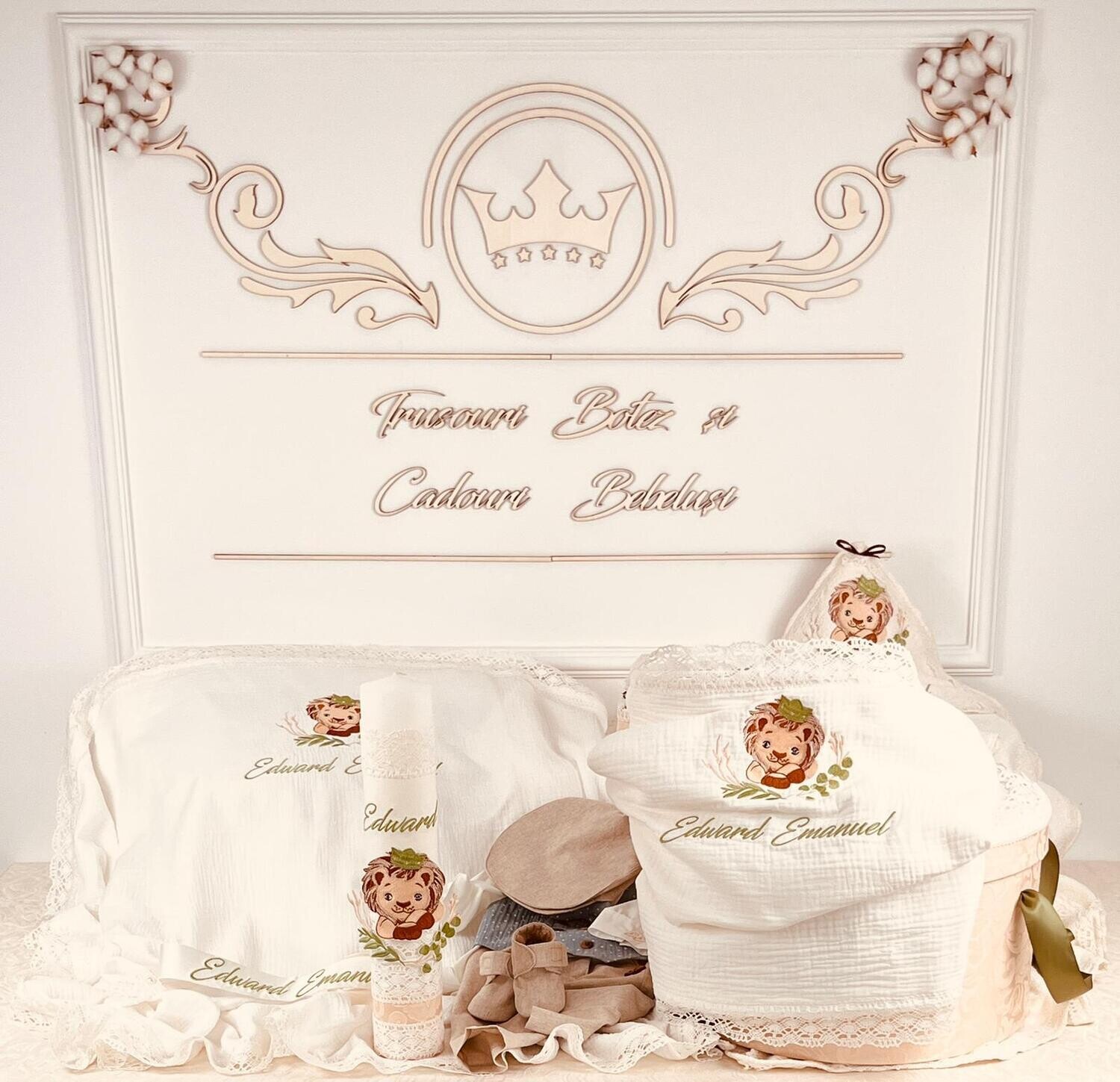 Trusou Botez Personalizat Regele Leu - Set Biserica Premium