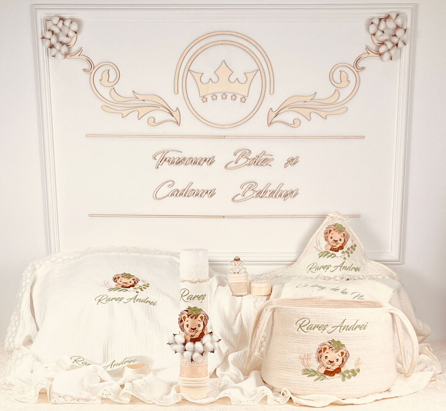 Trusou Botez Personalizat Regele Leu - Set Biserica Premium