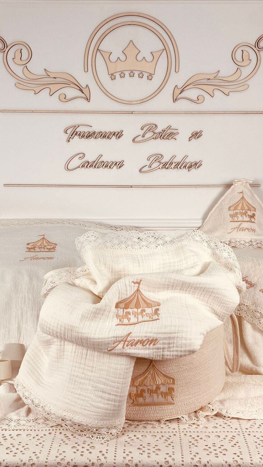 Trusou Botez Personalizat Muslin Carusel 3 - Set Biserica