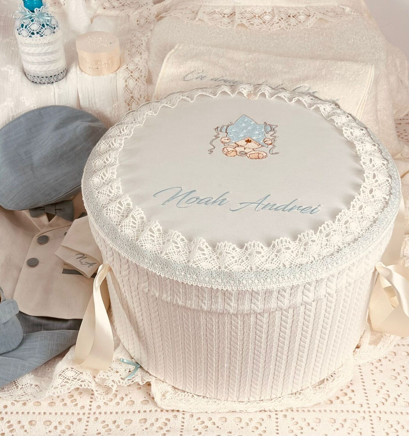 Trusou Botez Muselina Urs cu stea Noah - Set Biserica Premium