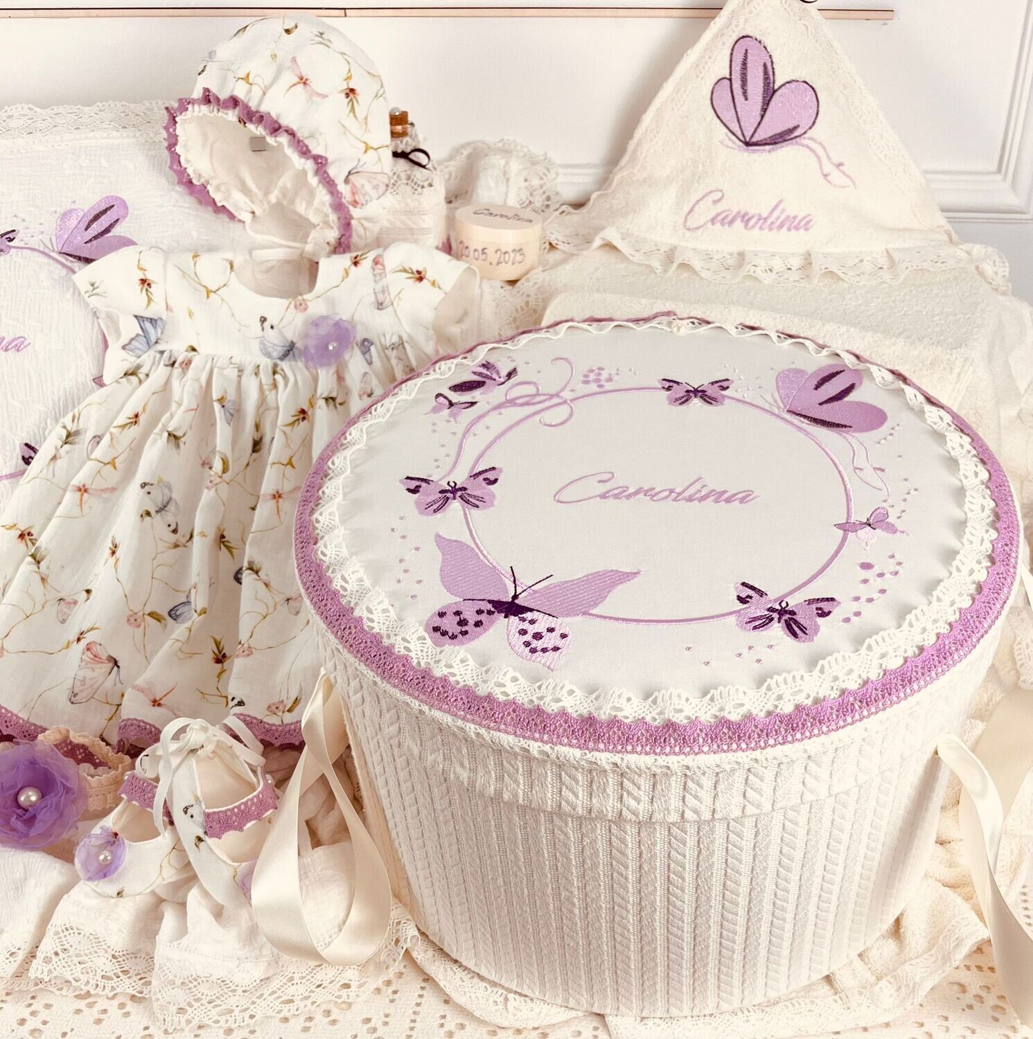 Trusou Botez Bumbac si Fluturi Carolina Set Biserica Premium