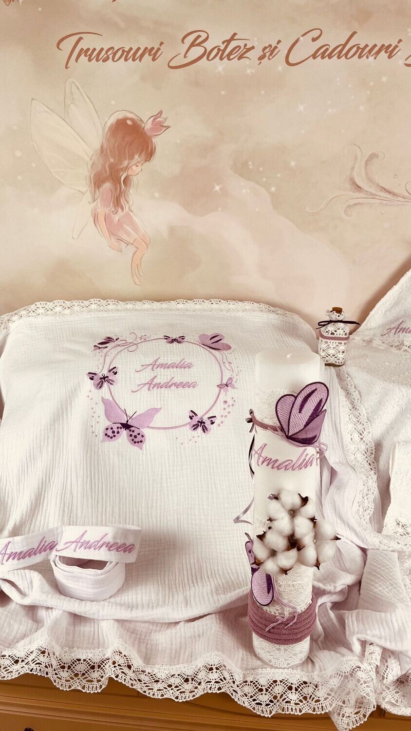 Trusou Botez Personalizat Fluturi Lila Amalia - Set Biserica