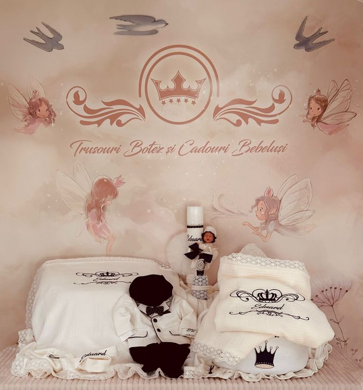 Trusou Botez Muselina Regal bleumarin - Set Personalizat Trusou Botez Muselina Regal bleumarin - Set Personalizat