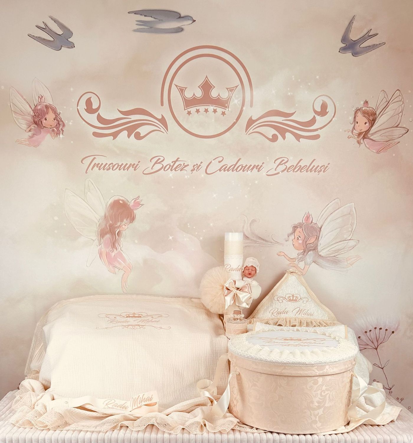 Trusou Botez Personalizat Muselina Regal Ivory  - Set Biserica