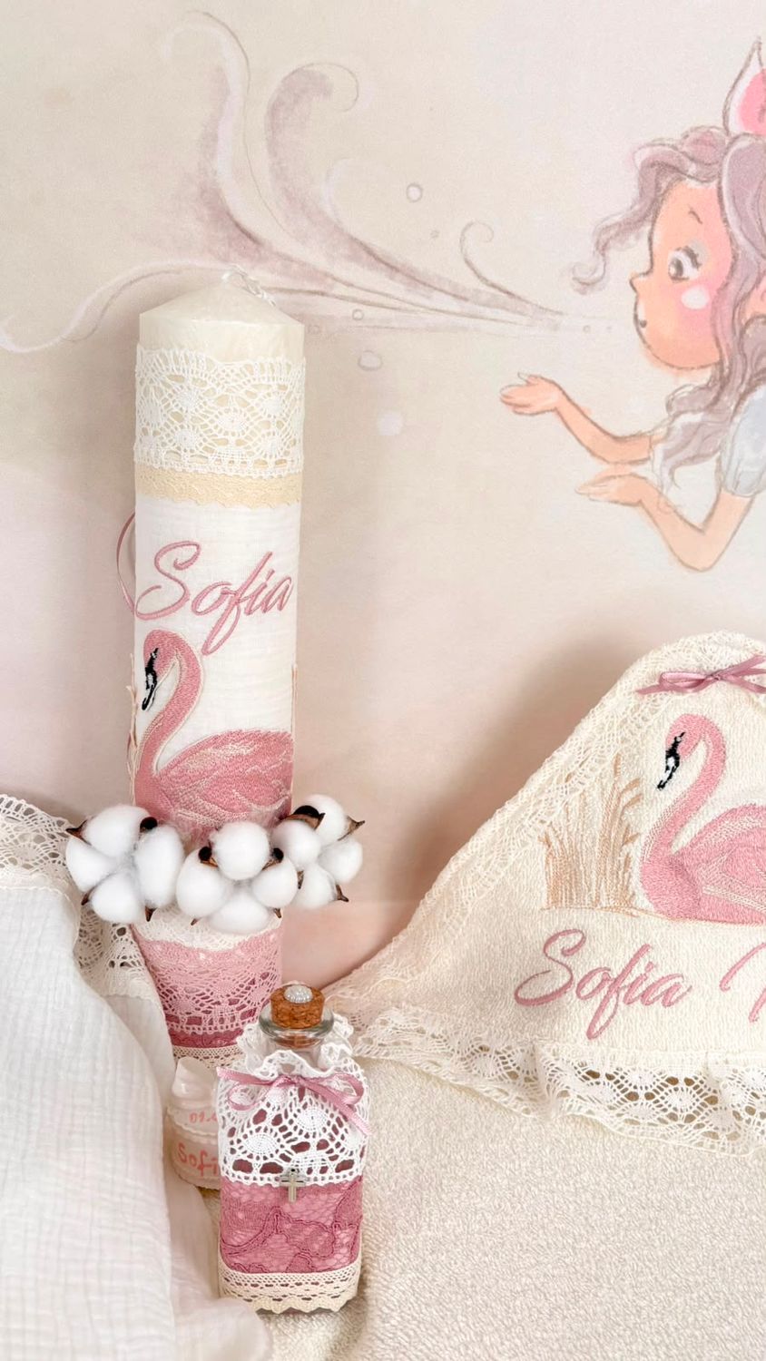 Trusou Botez Muslin Personalizat Lebada roz - Set Biserica