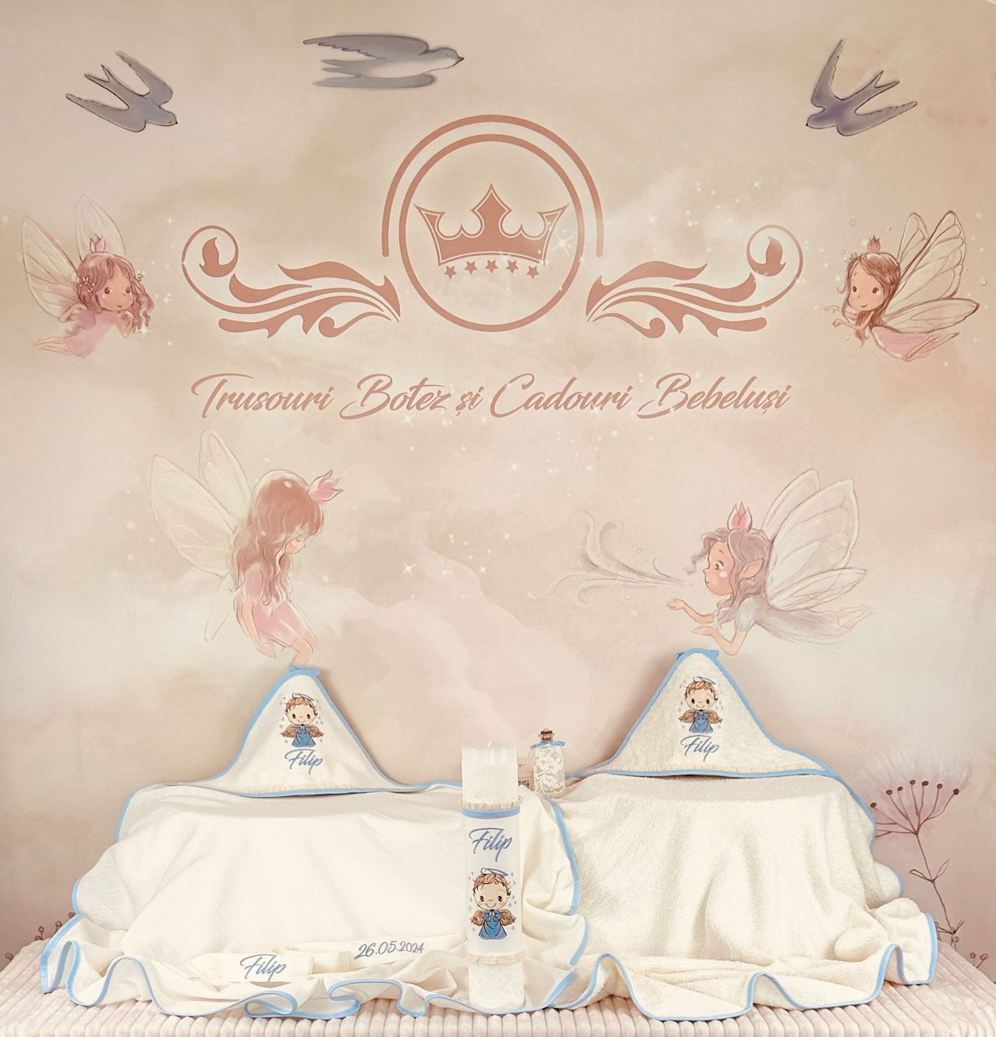 Trusou Botez din MUSELINA Ingeras Bleu cu cos - Set Biserica