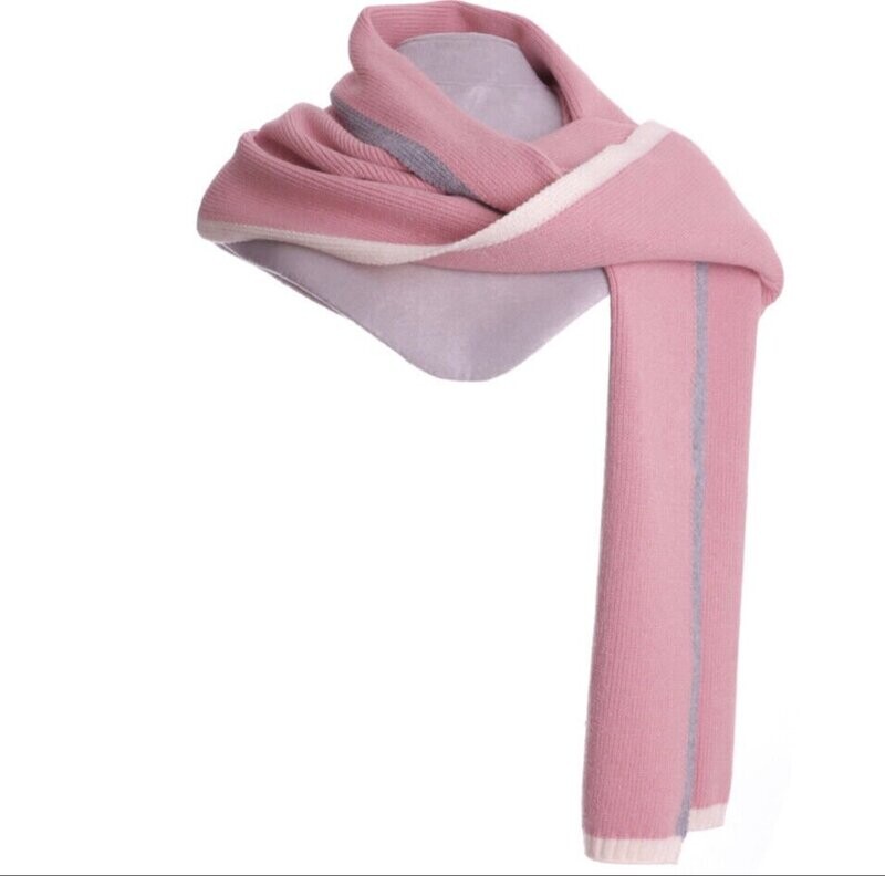 Zelly Knitted Scarf In Pink Cozy Winter
